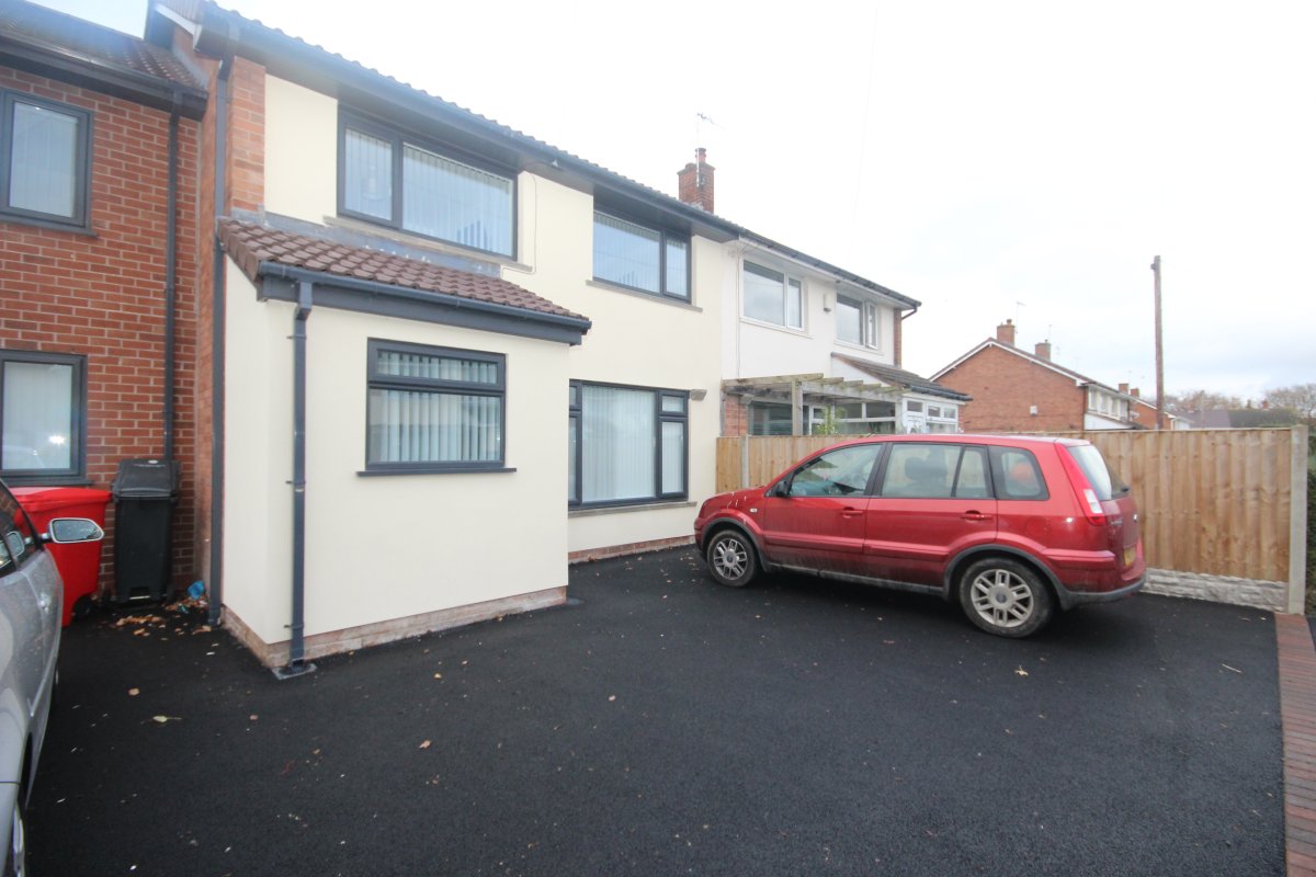 24 Larne Drive, Chester