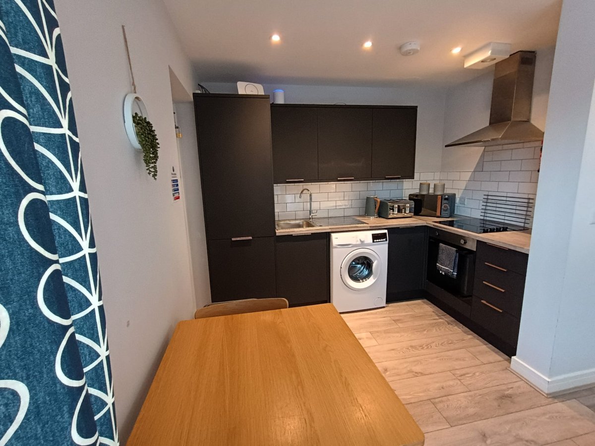 2a Claremont Road, Sale