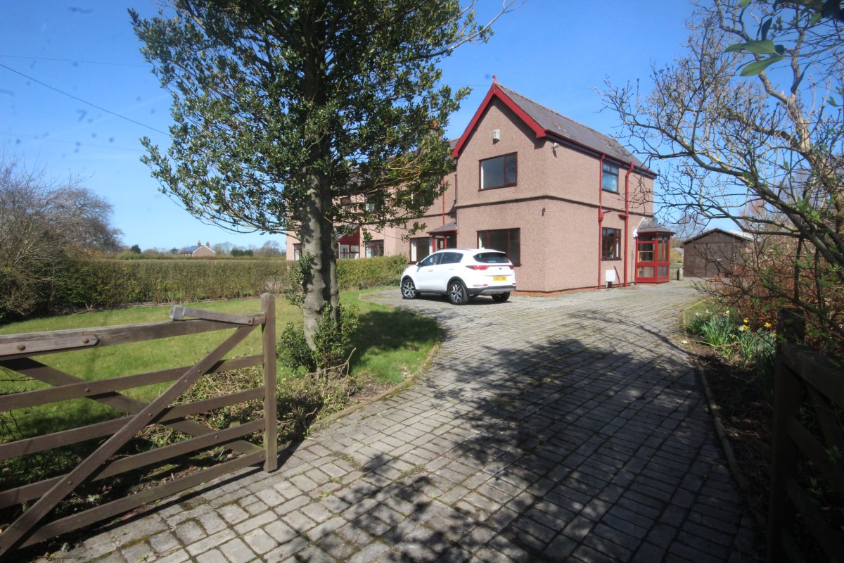 Chester High Road, Neston, Wirral