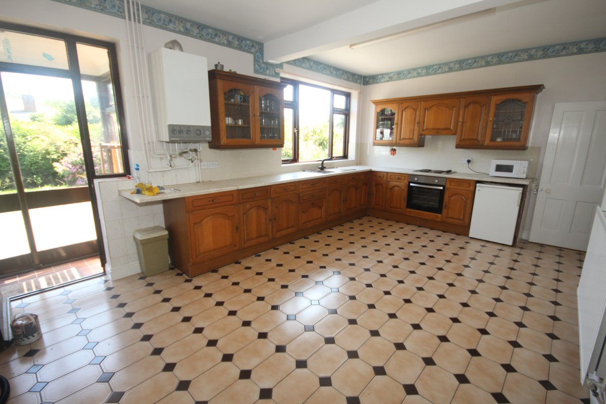 Chester High Road, Neston, Wirral